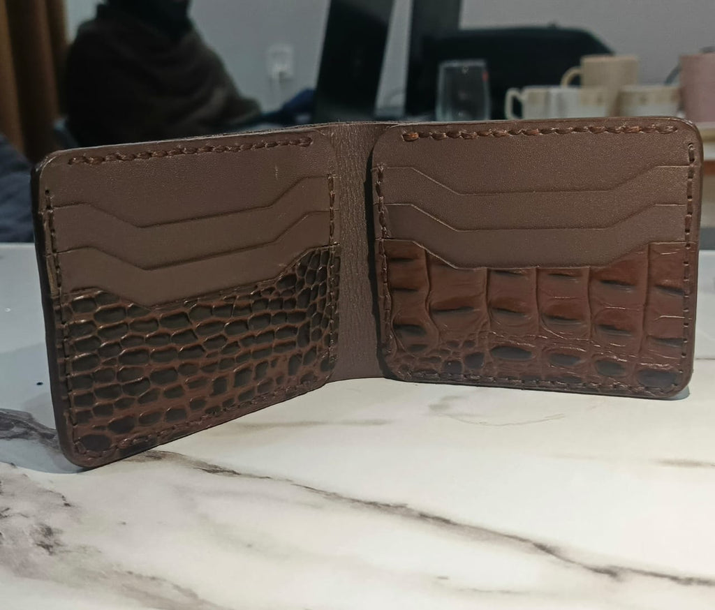 Men's Genuine Leather Bifold Wallet Crocodile Pattern Alligator Embossed Luxury
